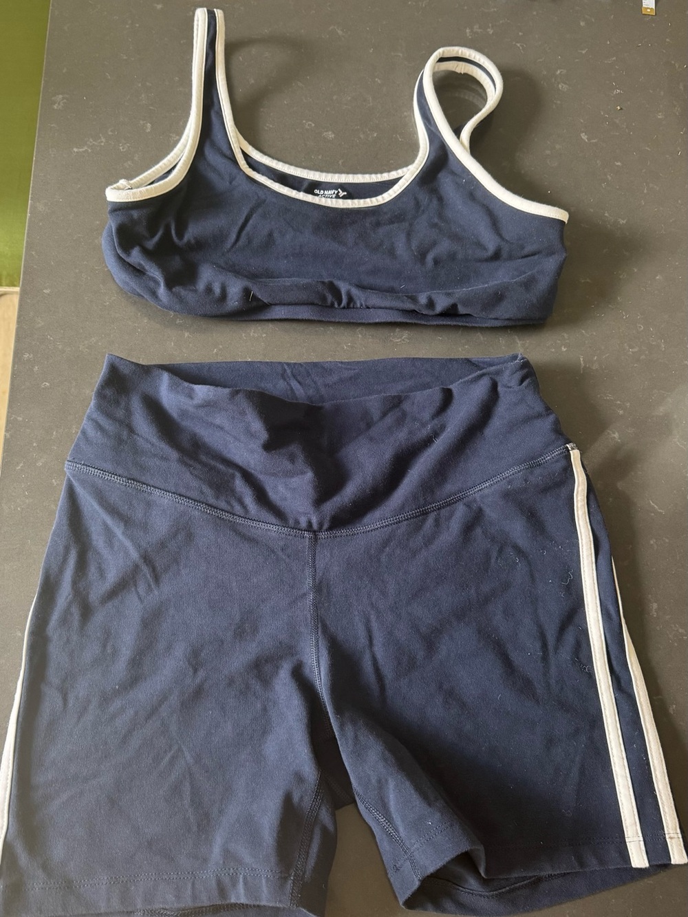 Old Navy Navy Blue Athletic Bike Shorts and Crop Tank Set with White Trim